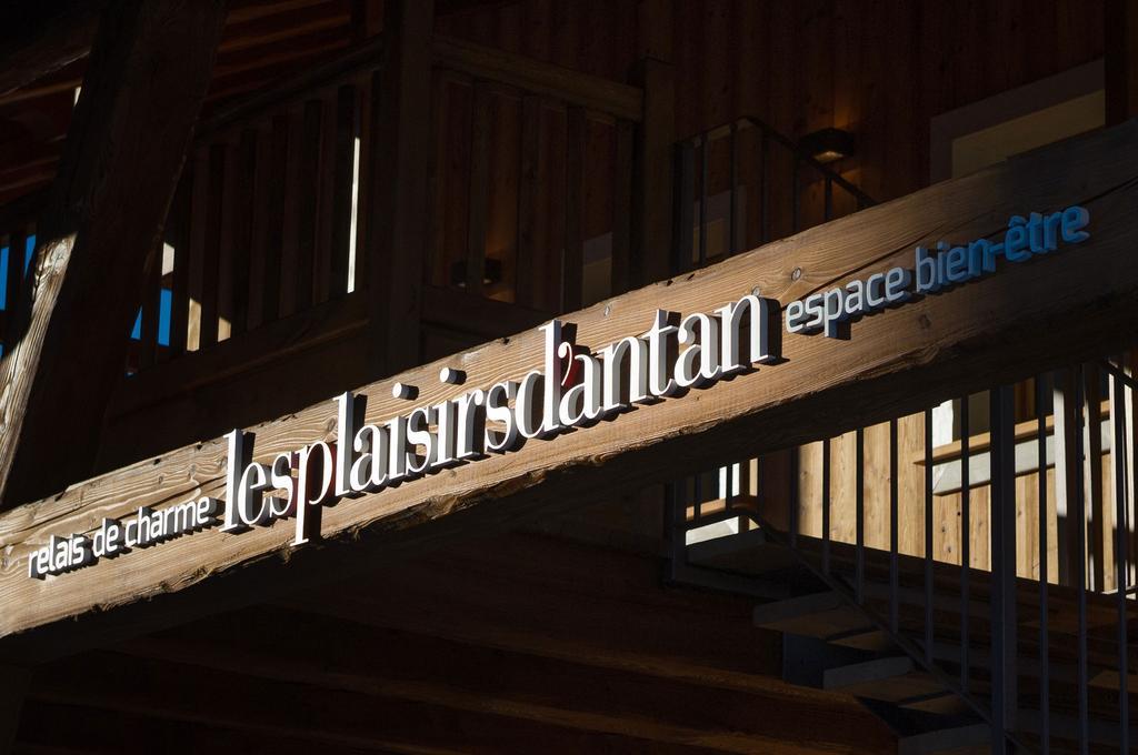 Les Plaisirs D'Antan Ξενοδοχείο Jovencan Εξωτερικό φωτογραφία